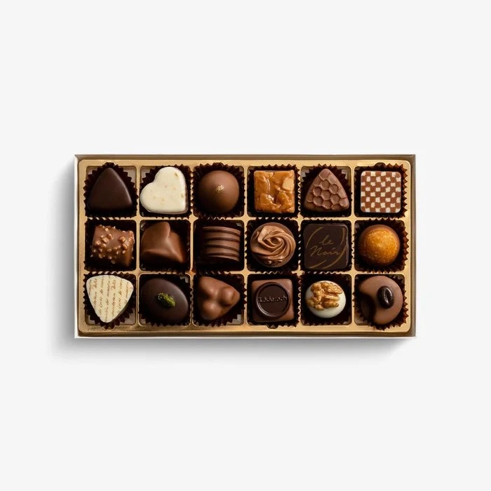 Pralines Gift Box 18 pcs Läderach Chocolatier Suisse