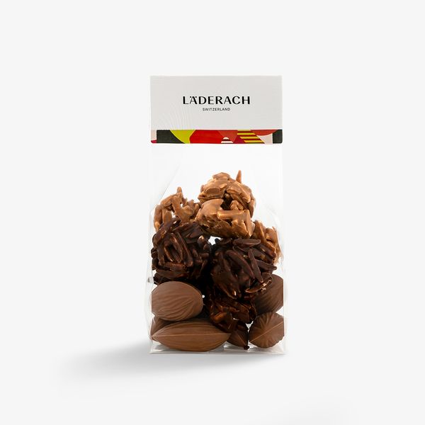 Snacking Almond Mix