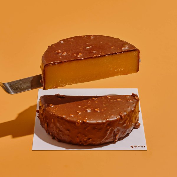 [DELIVERY 11TH MAY] FrischSchoggi Basque Burnt Cheesecake Gift Bundle