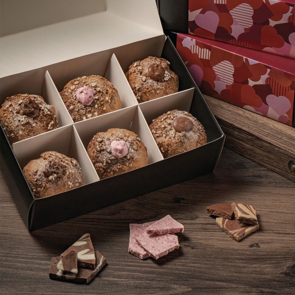 [DELIVERY 15TH FEB] Läderach Baristart Chocolate Cream Puff